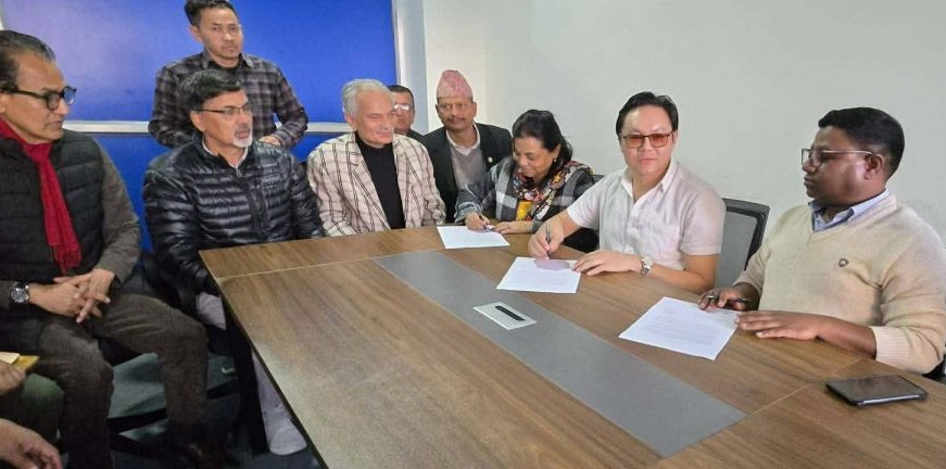 बाबुराम,जनार्दन र सन्तोष लगायतले आज काठमाडौँमा एकता सभा गर्दै